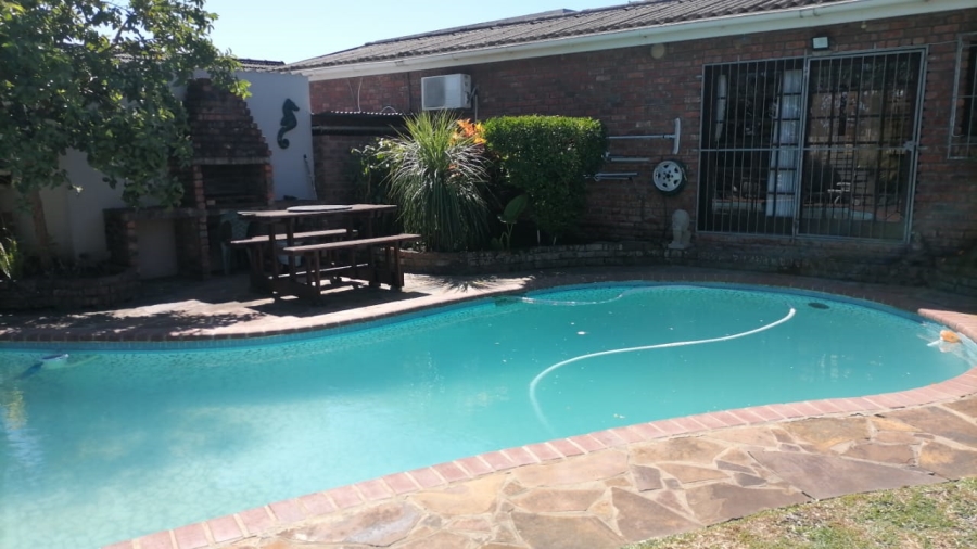 3 Bedroom Property for Sale in Rosedale Park Eastern Cape
